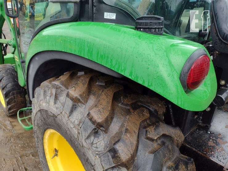 2011-john-deere-3720-image-17