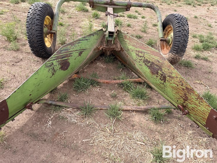 john-deere-12-image-8