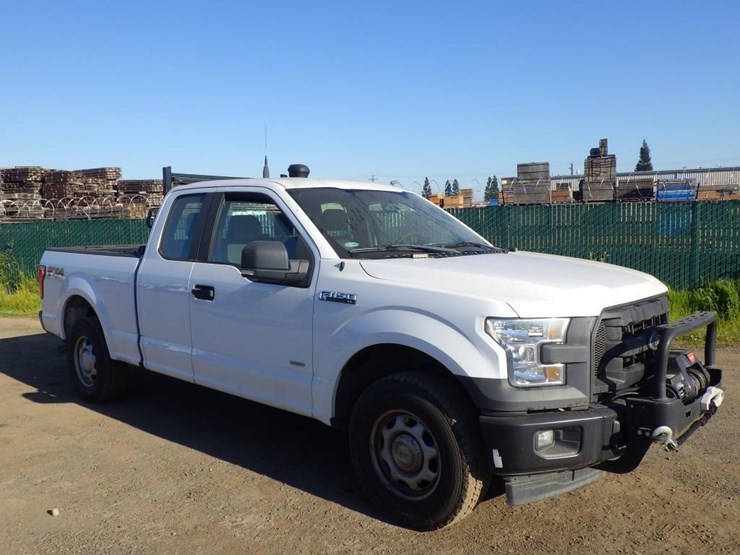 2017-ford-f150-image-3