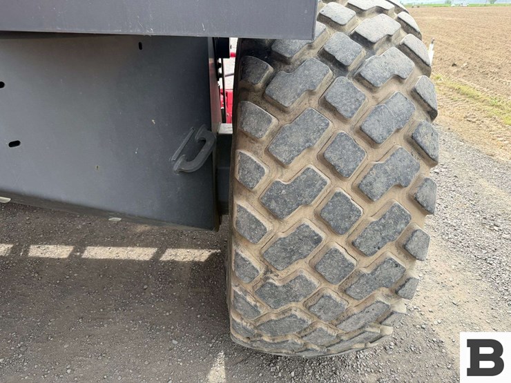 2019-massey-ferguson-wr9970-image-51