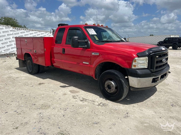 2006-ford-f350-image-2