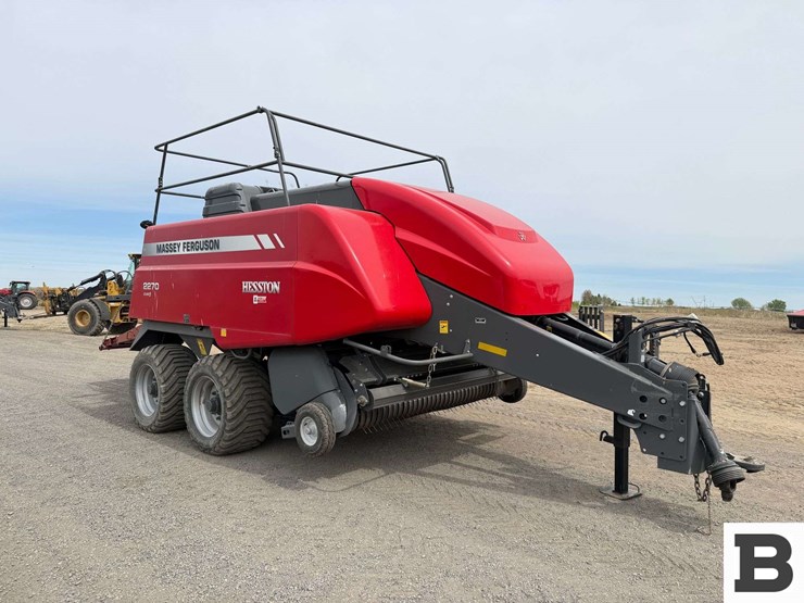2022-massey-ferguson-2270-image-7