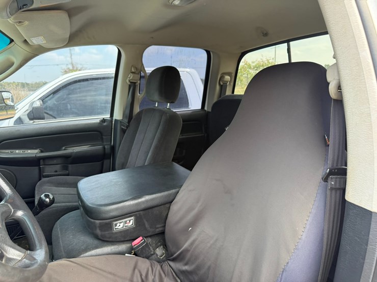 2003-dodge-ram-2500-image-40