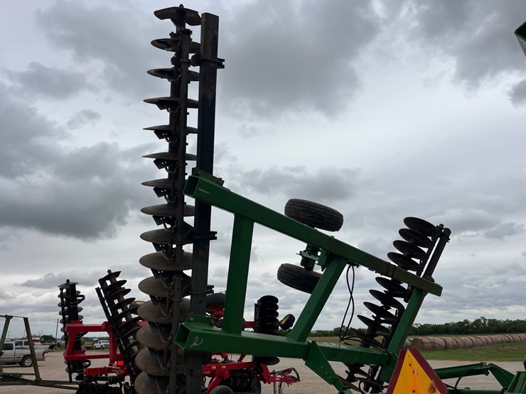 2008-john-deere-637-image-12