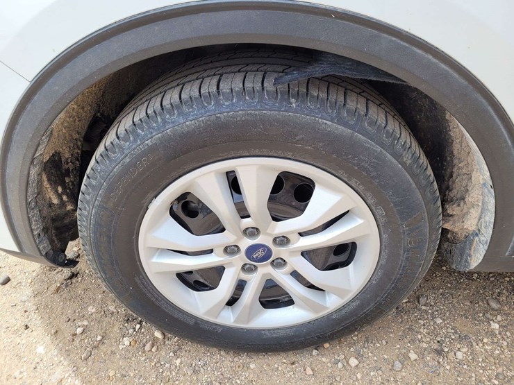 2021-ford-escape-image-9