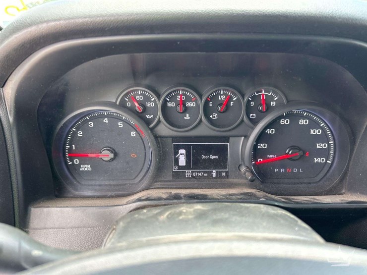2021-chevrolet-silverado-1500-image-15