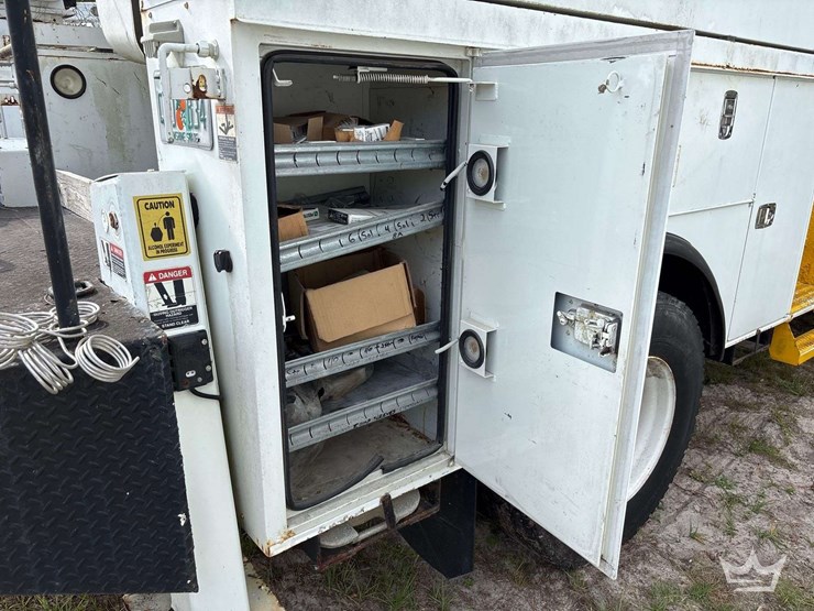 2010-international-durastar-4300-image-34