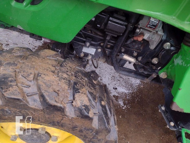 2011-john-deere-3720-image-19