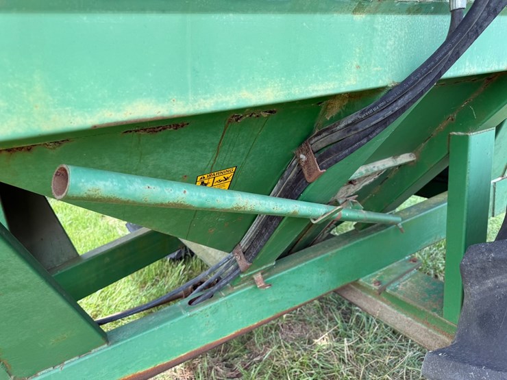 #45624-•-sukup-giant-grain-cart-image-24