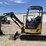 2006-deere-27d-image-5