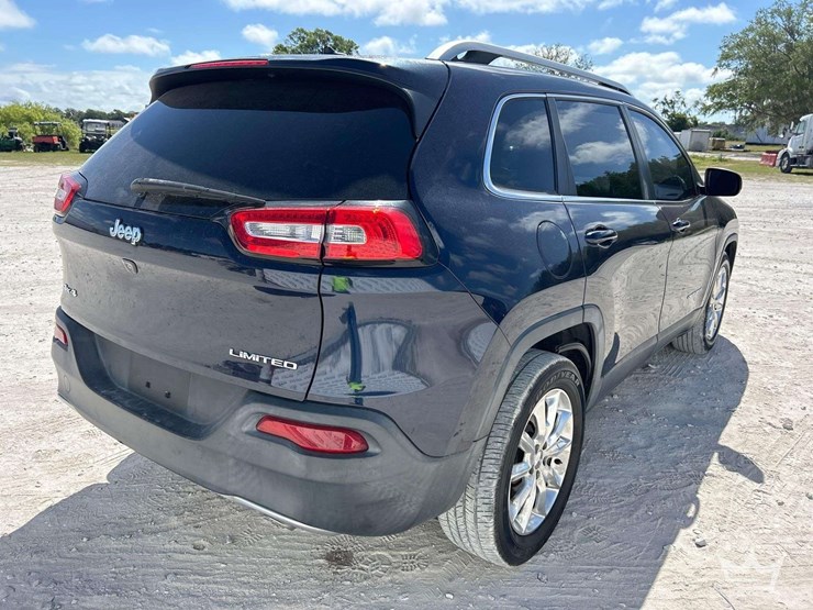 2014-jeep-cherokee-limited-image-3
