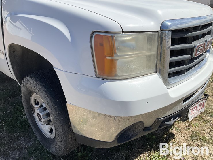 2007-gmc-sierra-2500-image-10