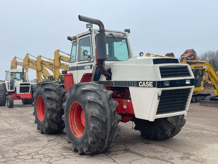 #4063-•-case-tractor-image-3