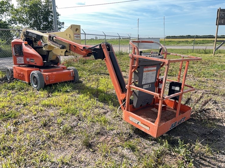 jlg-e400ajp-image-2
