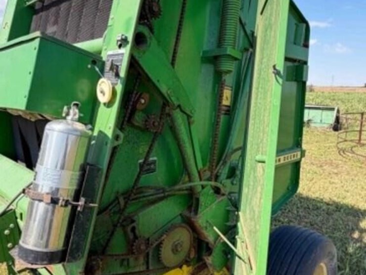 john-deere-530-image-17