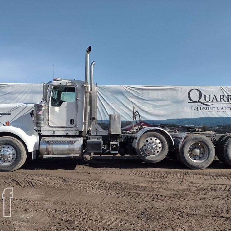 2007 KENWORTH W900