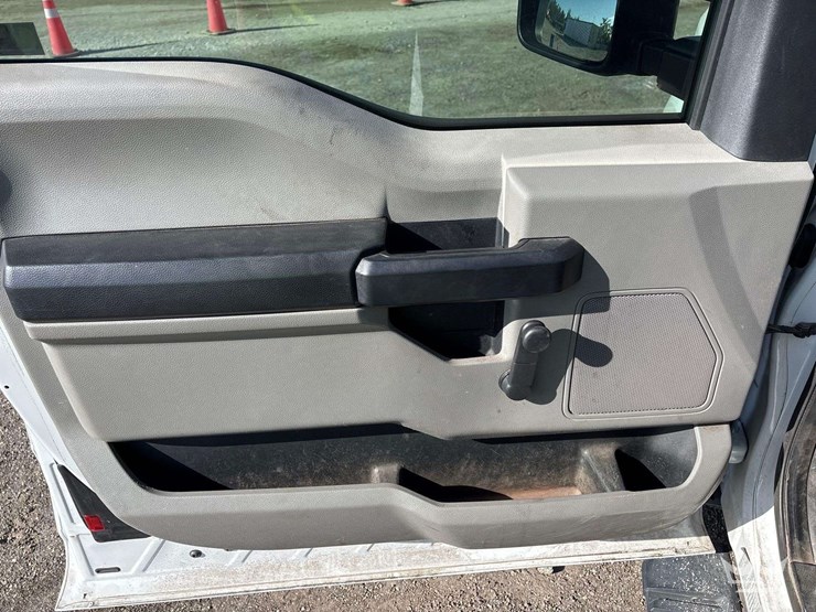 2017-ford-f250-image-14