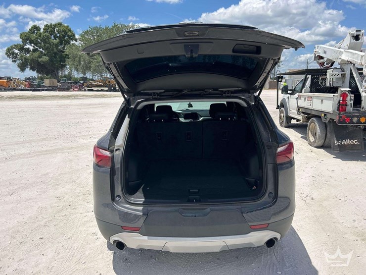 2021-chevrolet-blazer-image-19