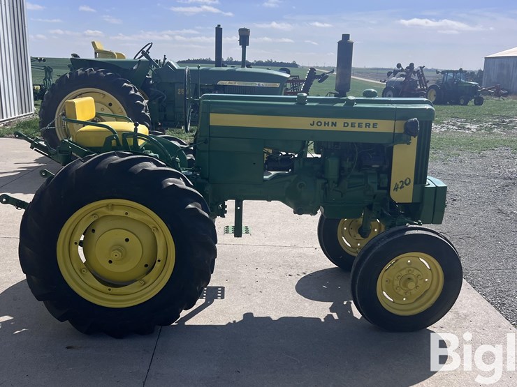 1956-john-deere-420-image-4