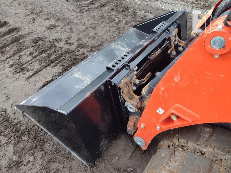 2023-kubota-svl75-3-image-17