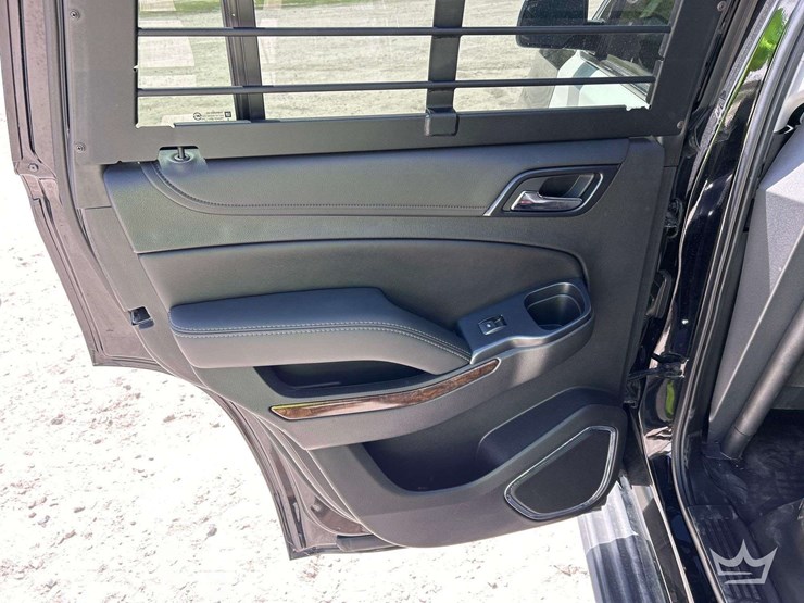 2019-chevrolet-tahoe-image-22