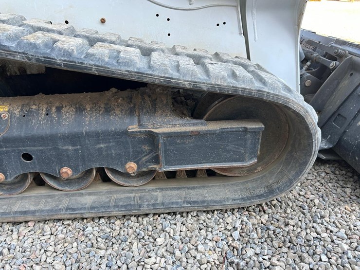 2017-bobcat-t590-image-14