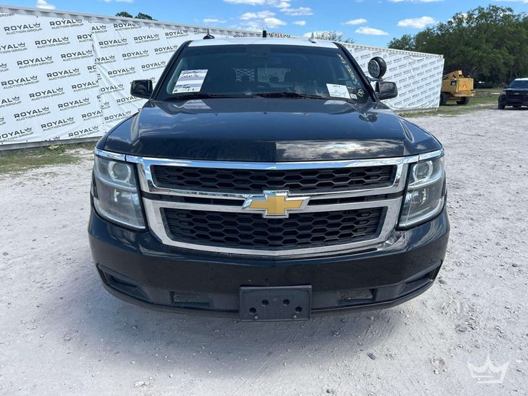 2019-chevrolet-tahoe-image-27