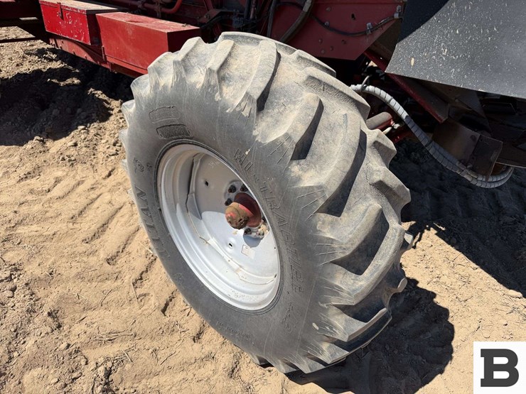 case-ih-1680-image-38