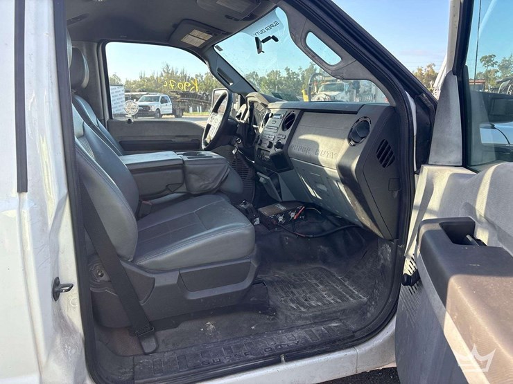 2014-ford-f250-image-18