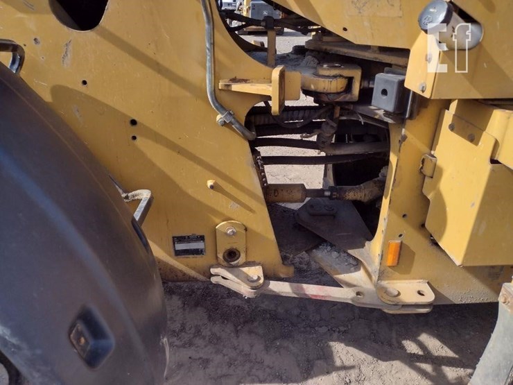 2006-caterpillar-930g-image-14