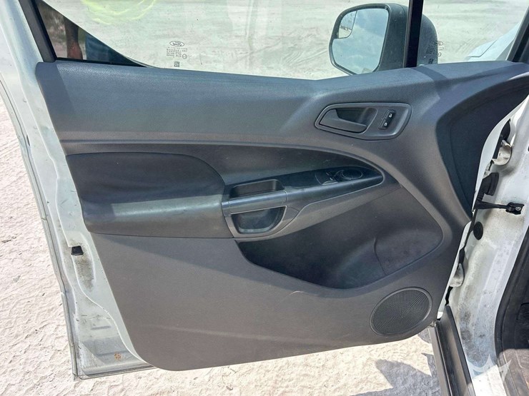 2018-ford-transit-connect-image-11