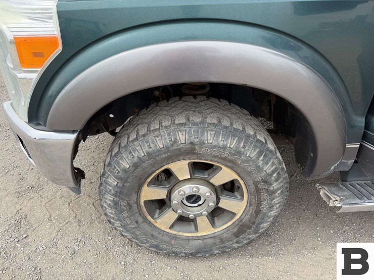 2011-ford-f350-image-16