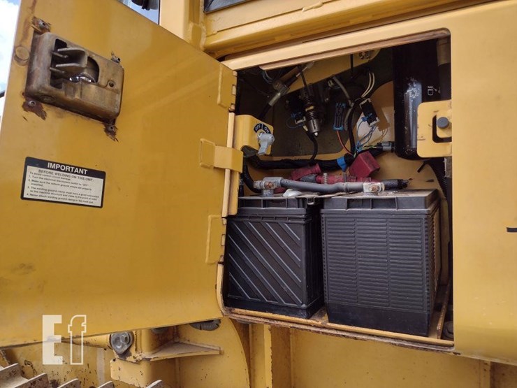 2003-deere-650h-lt-image-19