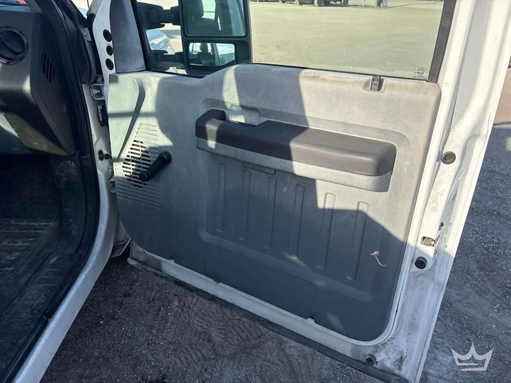 2014-ford-f250-image-17