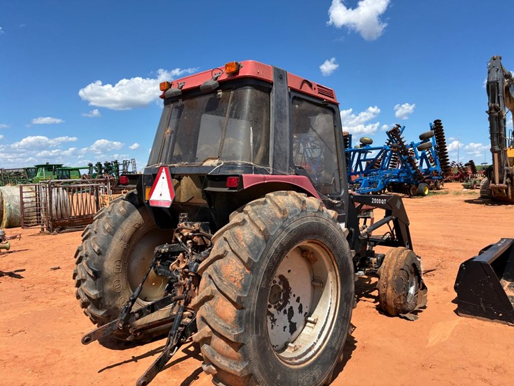 case-ih-4230-image-3