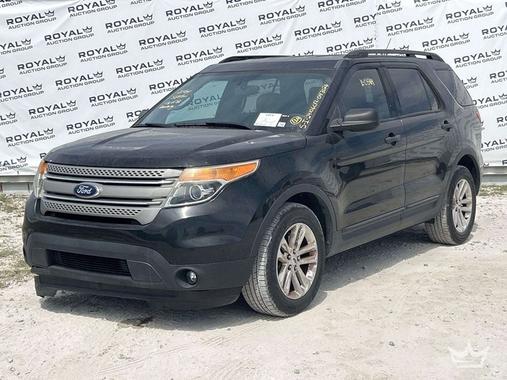 2015-ford-explorer-image-1