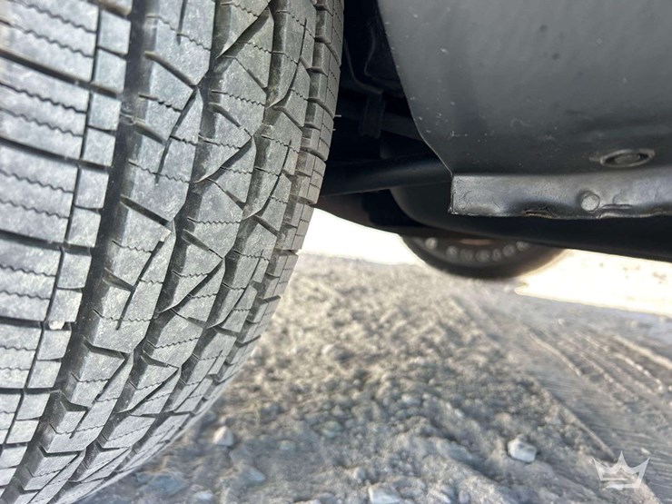 2002-lexus-rx300-image-25