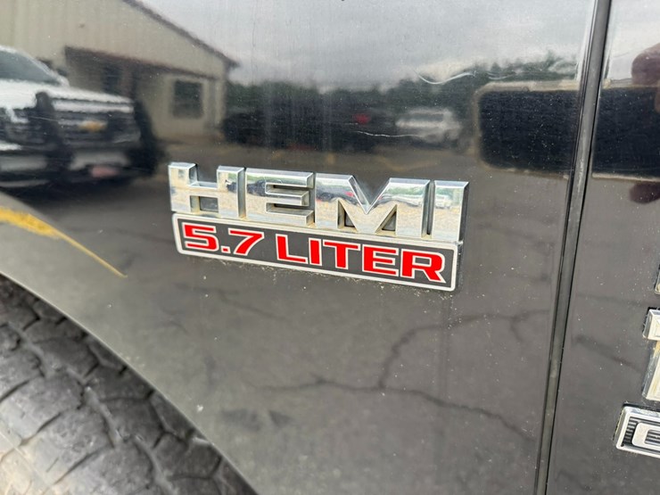 2019-dodge-1500-image-22