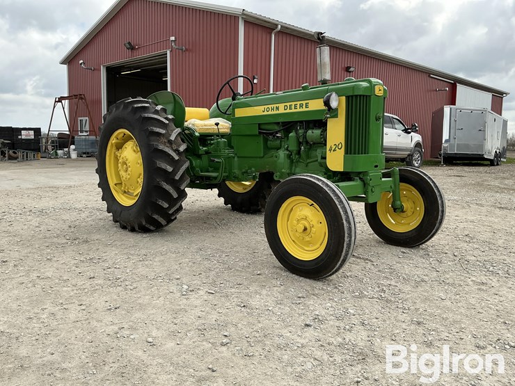 1958-john-deere-420-image-3