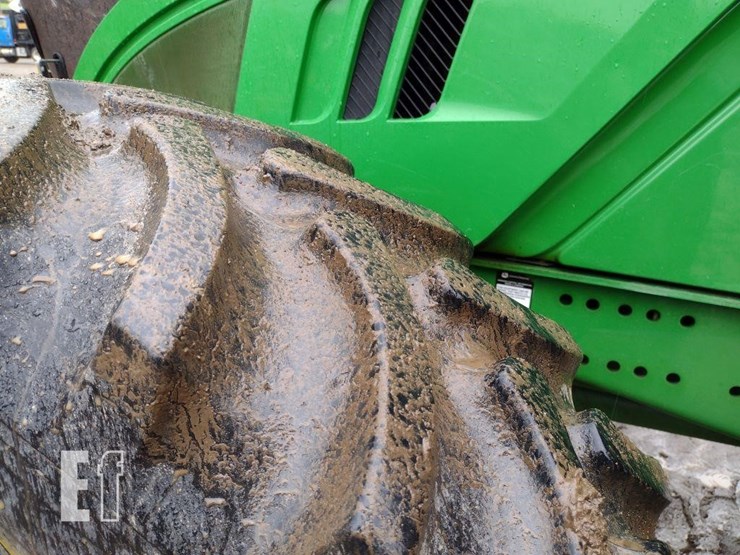 2014-john-deere-6140m-image-16