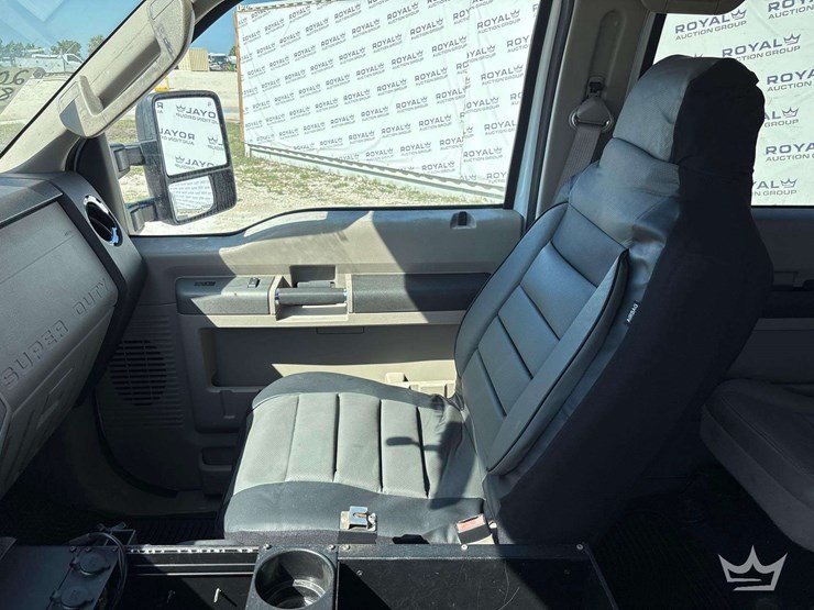 2008-ford-f350-image-34