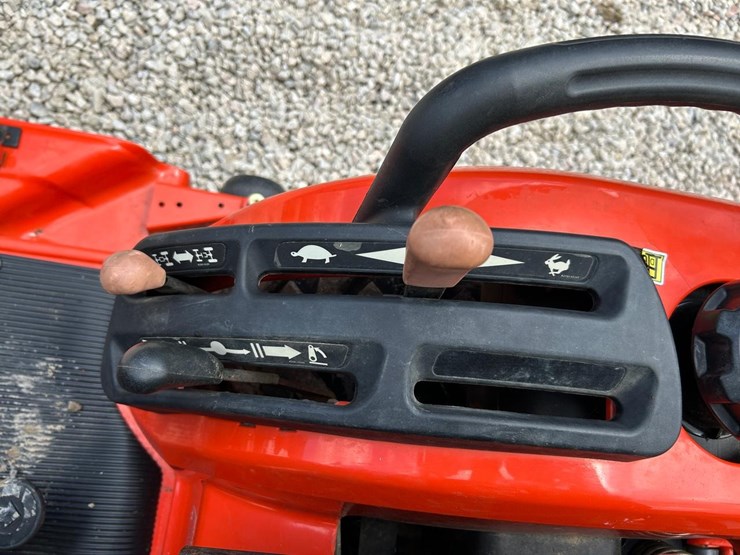kubota-bx24-image-31