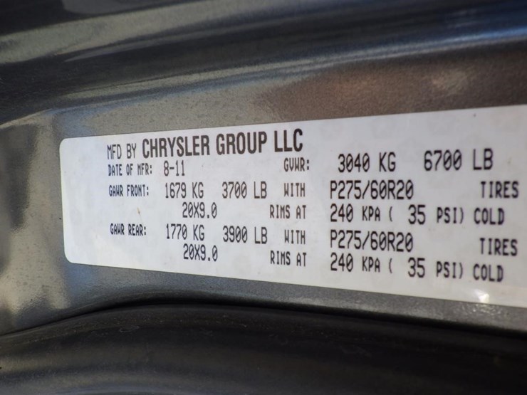 2012-dodge-1500-image-16