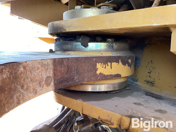 caterpillar-950gc-image-14