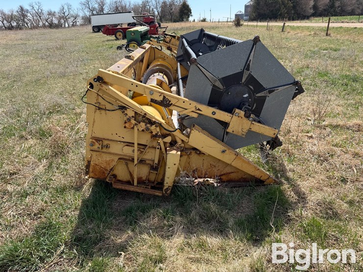 new-holland-973-image-4