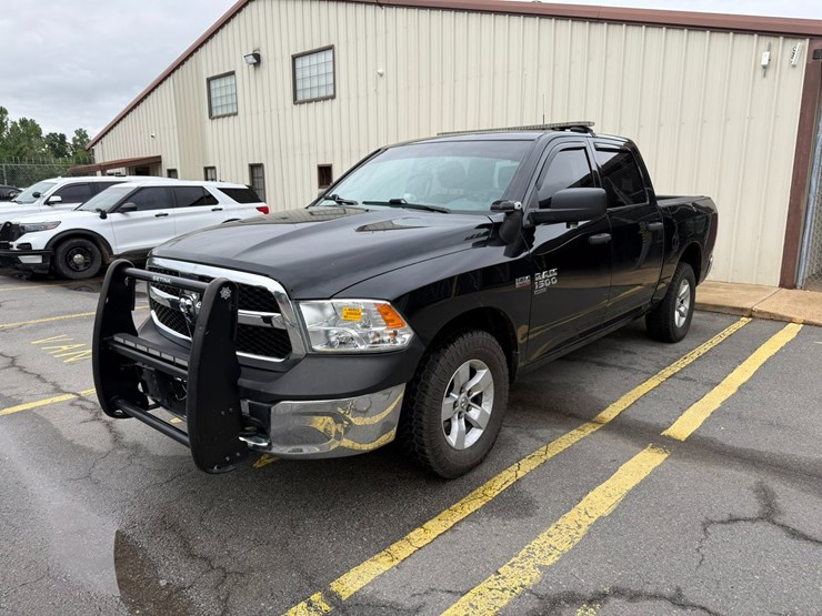 2019-dodge-1500-image-1