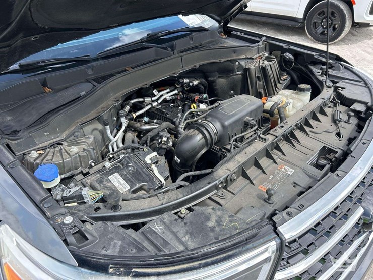 2021-ford-explorer-image-9