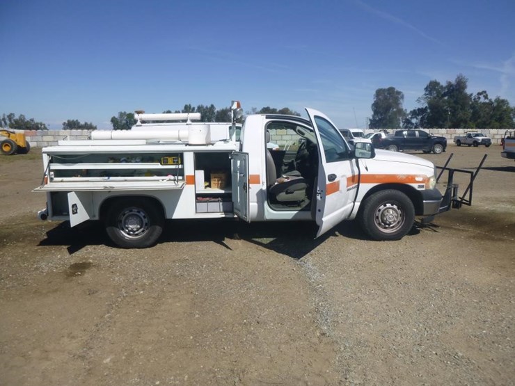 2005-dodge-ram-2500-image-14