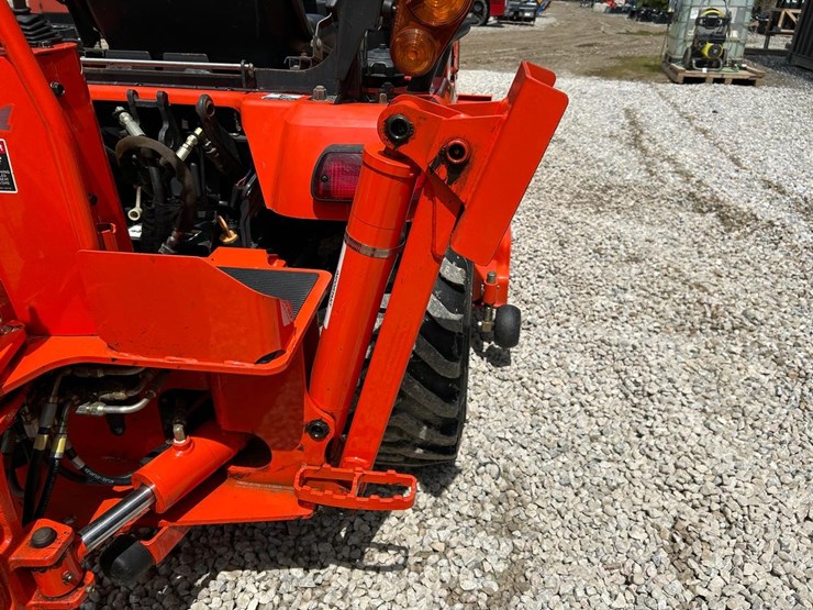 kubota-bx24-image-15