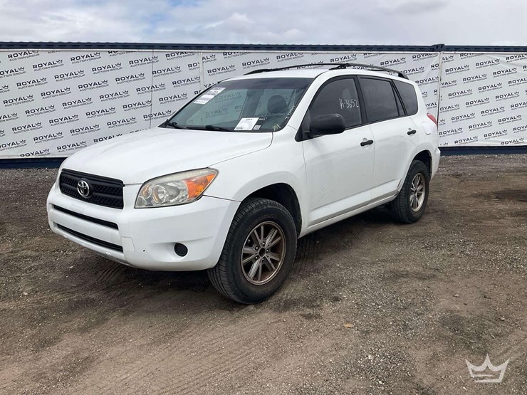 2007-toyota-rav4-image-1